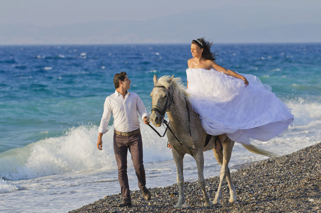 Kipriotis_Hotels_Wedding_by_the_beachJPG