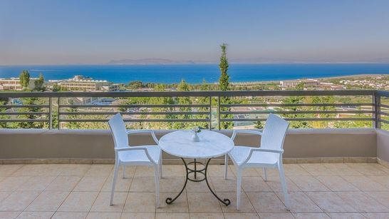 Kipriotis_Aqualand_Family_Room_-_Terrace_view_3