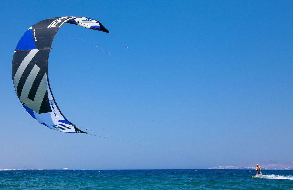Kipriotis_Hotels_Kite_surfing