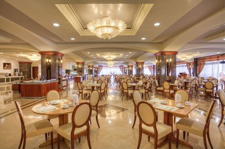 Kipriotis_Panorama_Ariadne_Restaurant